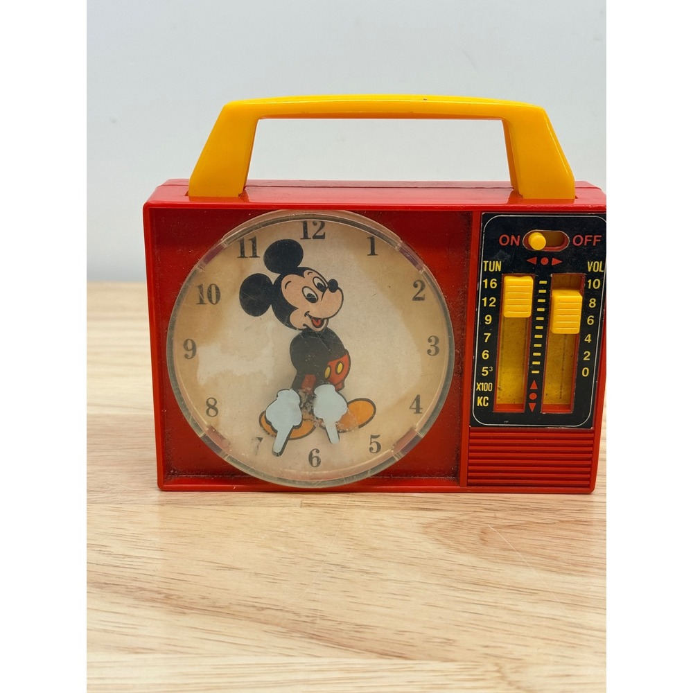 Vintage Illco Disney Mickey Mouse Musical Toy Radio Wind Up Clock Red Yellow